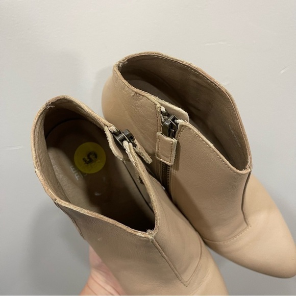 Eileen Fisher Trail Leather Ankle Bootie Size 5 Classic Neutral - Picture 7 of 13